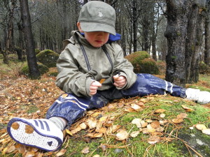 Sturla að leika skipstjóra á geimskipi í Öskjuhlið haustið 2011.